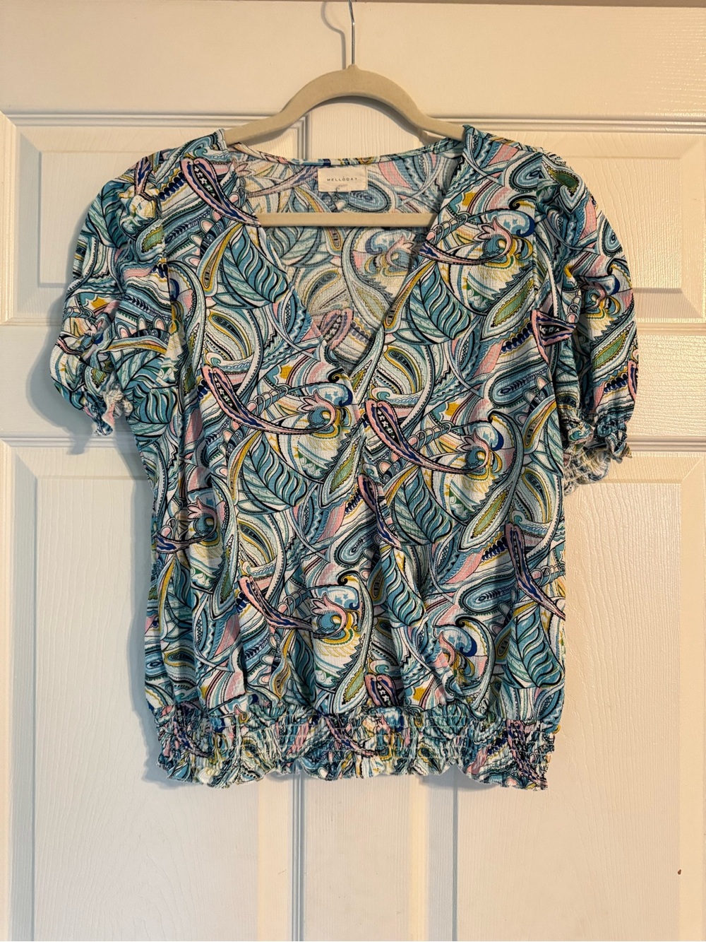 MELLODAY Pastel Paisley Short Sleeve Crop Top